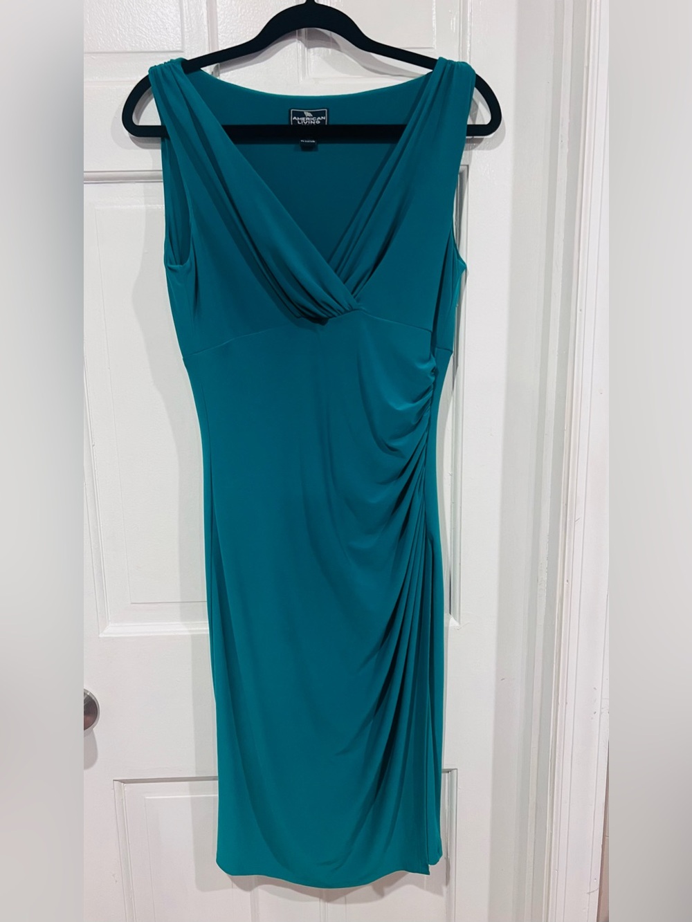 American Living Green Sleeveless Ruched V-Neck Midi Dress